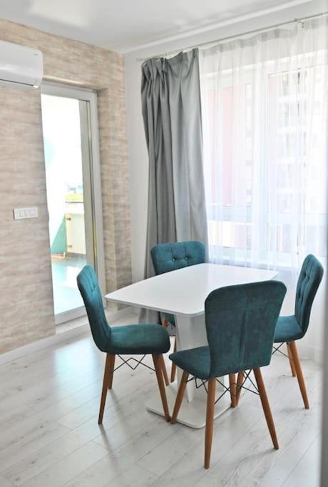 7A Dream Apartment 7A Si Parcare Oradea Zewnętrze zdjęcie